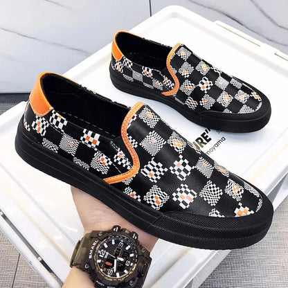 British Style New Shoes for Men Genuine Leather Casual Shoes Trend Print Flats Shoes Youth Street Cool Slip-on Loafers